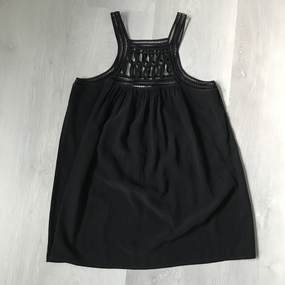 MADISON MARCUS 100% SILK TOP BLACK PULLOVER SMALL